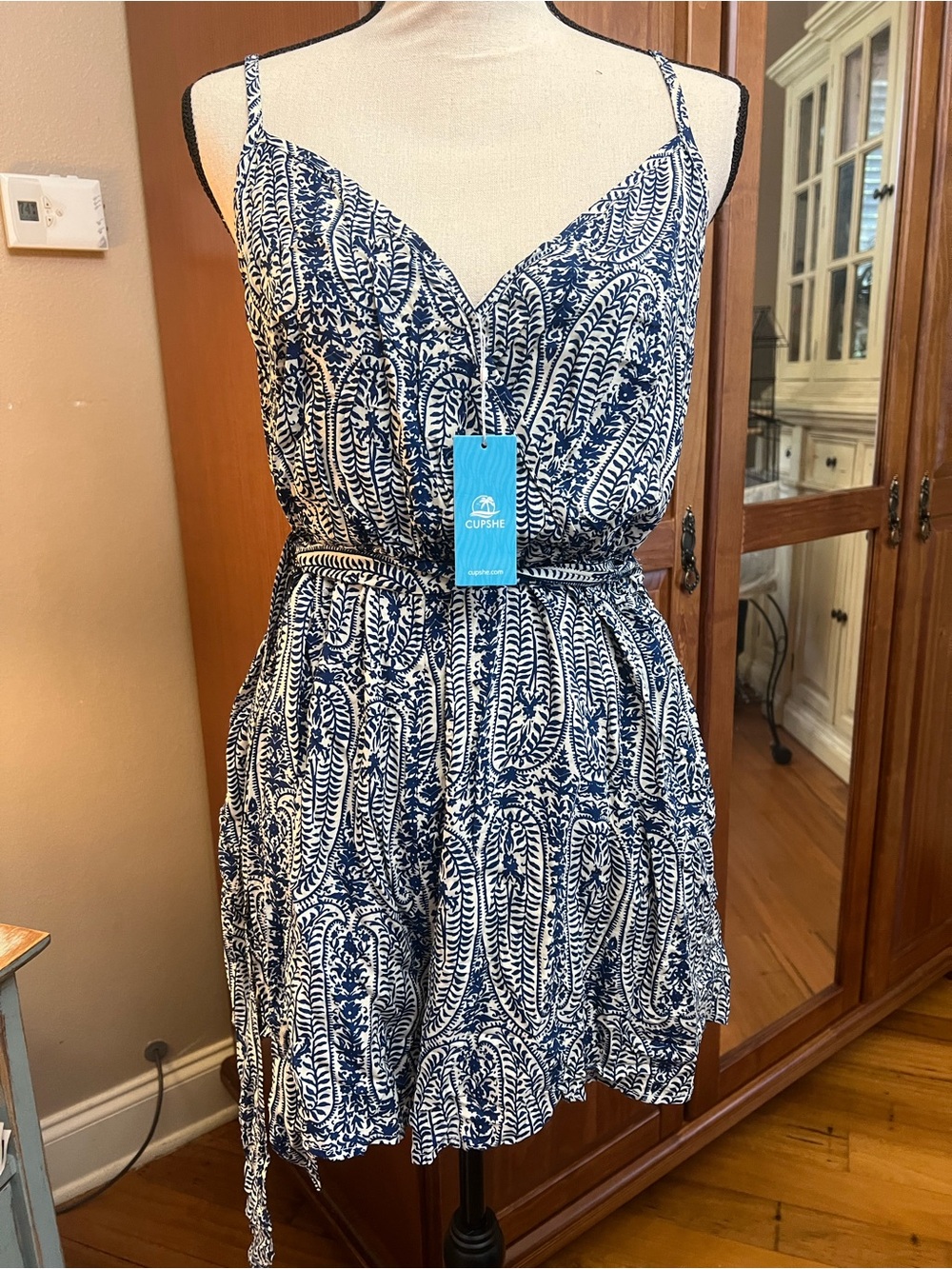 Cupshe Blue & White Printed Spaghetti-Strap Romper with Tie Waist